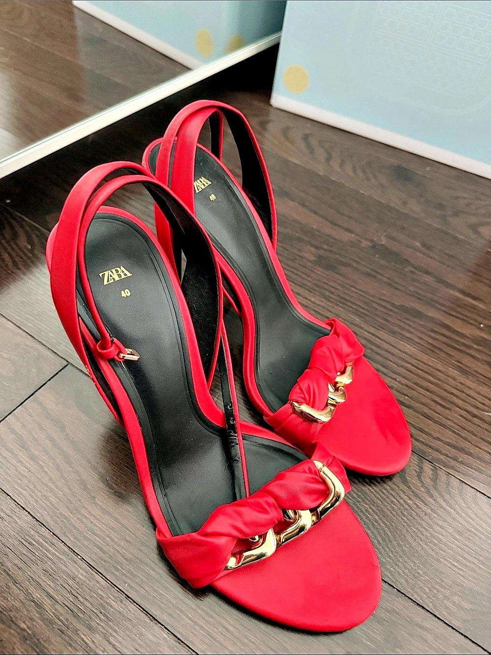 ZARA Red Bow Chain Heels US 10 Like New